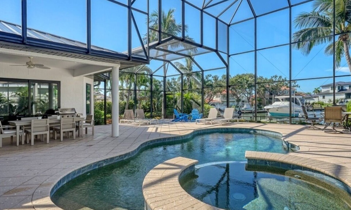 Sarasota Villa | Waterfront Villa, private saltwater pool/hot tub