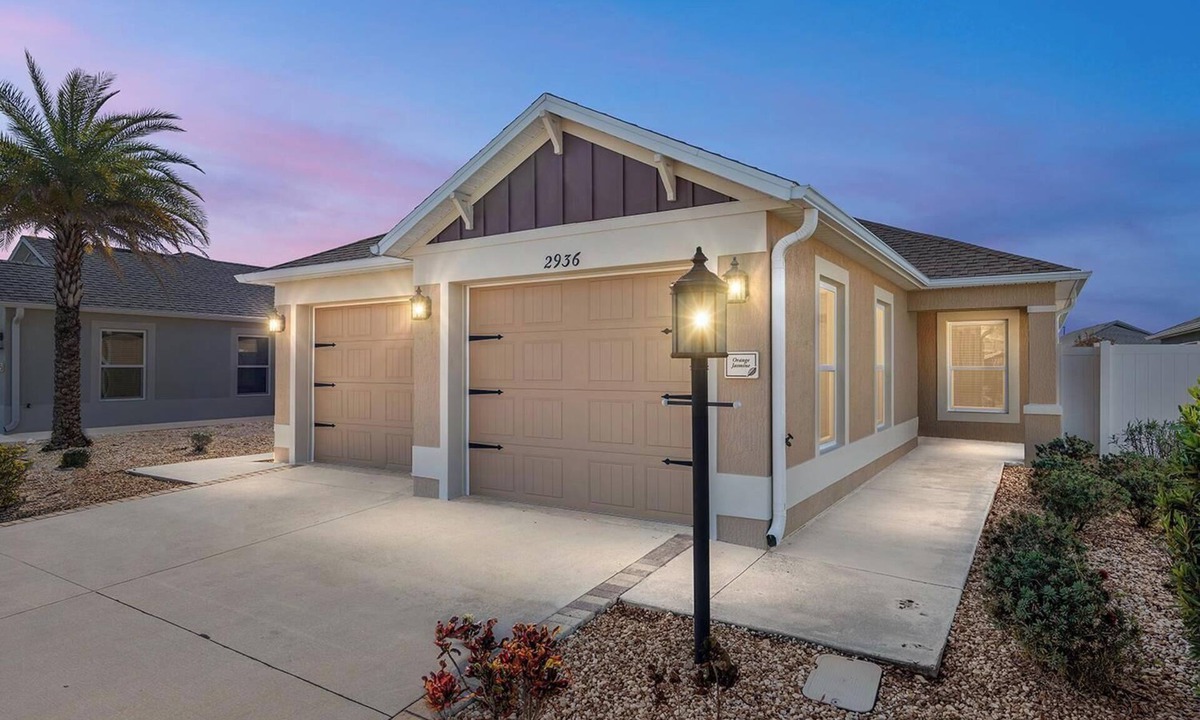 The Villages House | Welcome to Orange Jasmine, your Villages Retreat!