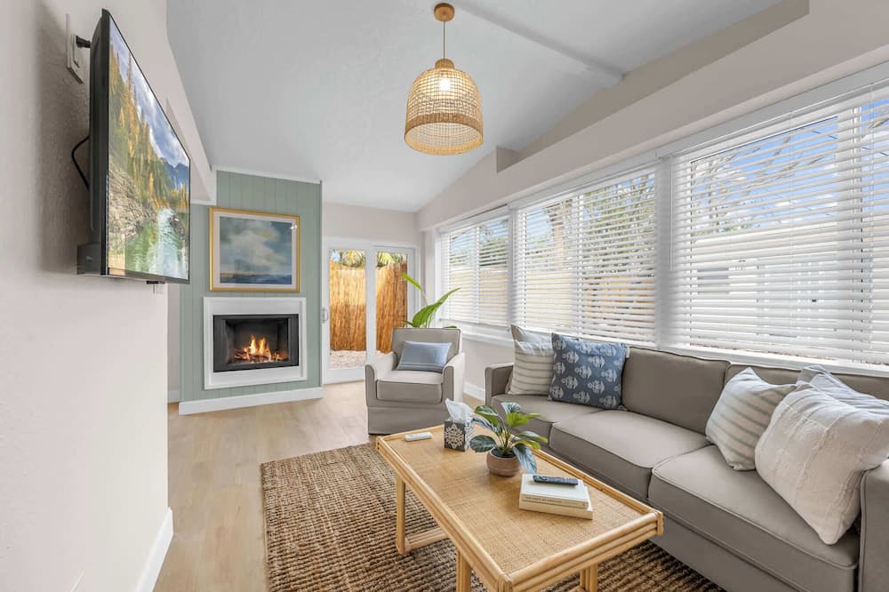 Parsuns To Cocoa Beach Apartment | Welcome to The Drift – Your Laid-Back Beach Escape in Cocoa Beach! #2