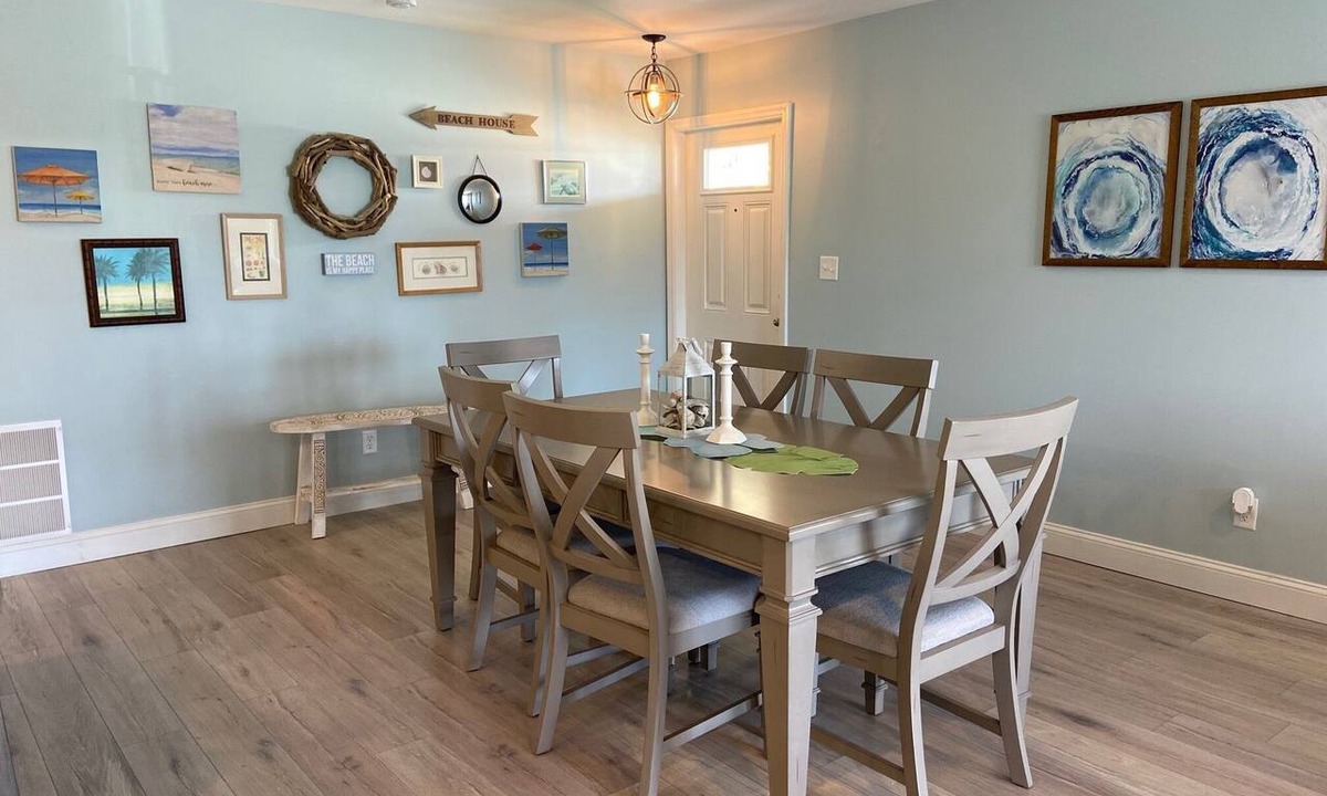 East Naples Condo | Welcome to The Salty Palm 30 day minimum stay