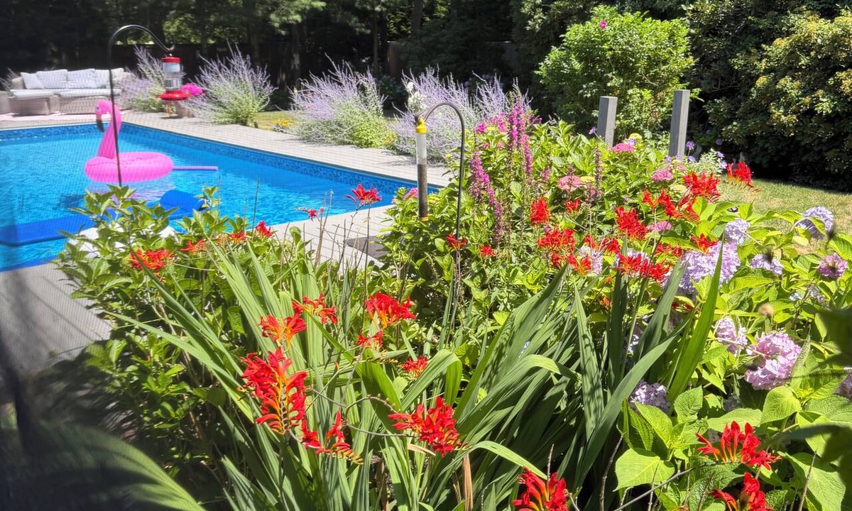 Westhampton Beach House | Westhampton Beach Village 3 Brm 3 Bath Heated Pool, Hot Tub, Sleeps 8