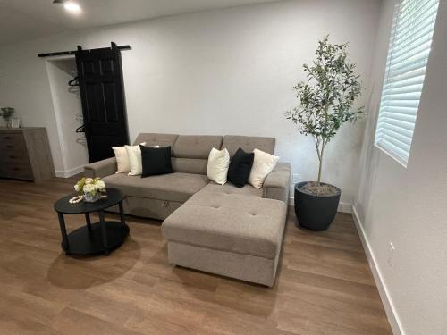 Temple Crest Apartment | Wick Place