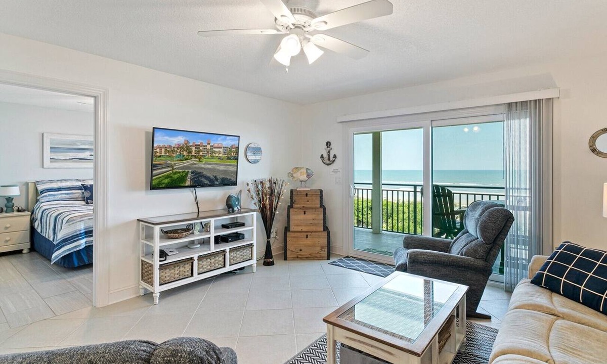 Crescent Beach Condo | Windjammer 209 - 2 Bedroom Oceanfront Getaway