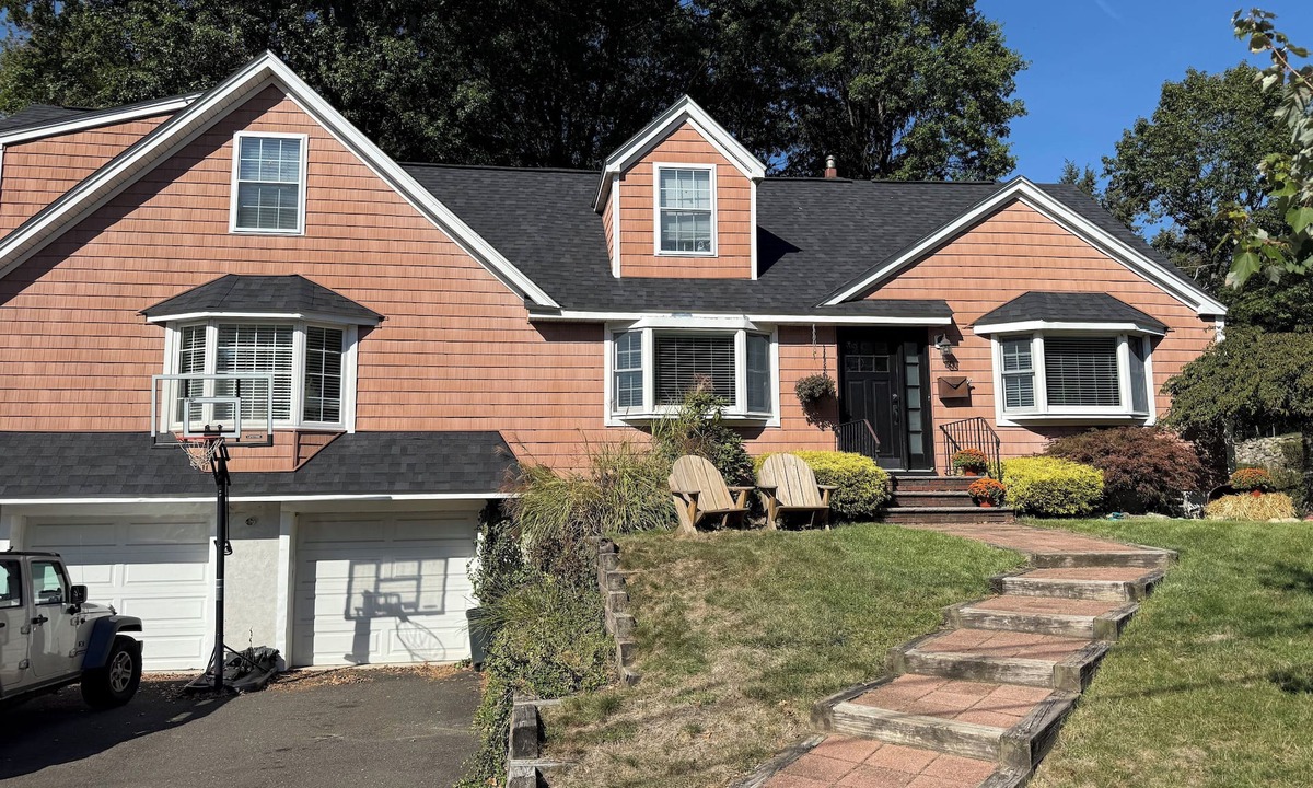 Hillsdale House | World Cup: Spacious 4-bedroom house 12 miles from Met Life Stadium/walk to train