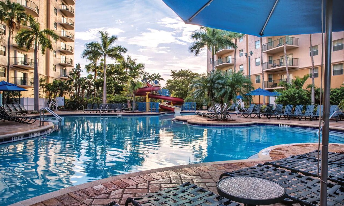 Survey Creek Condo | Wyndham Palm-Aire | 1BR Suite Pool & Resort Access