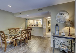 178 Greens- Short Walk to the Pool and Beach!