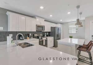 2bd/2ba condo close to Disney, Storey Lake