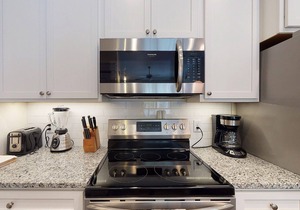 400 Ocean Suites at the Heart of St.Simons Pier Village