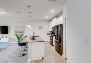 4321 QS - Magical Haven Townhome w/Pool