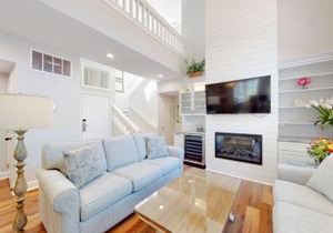 7621 Huntington Villas