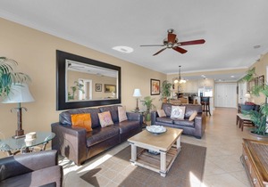 🌅Beachfront! Gulf Front Pools-Hot Tub-Fitness-2BR Emerald Isle 202🌅