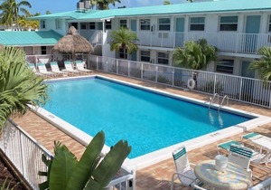 Beachside Unit 34 - Key Colony