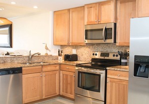 Gorgeous Updated Unit in New Smyrna Beach on the No Drive Beach