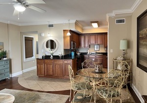 Great Views of the Gulf! Paradise Shores 304!