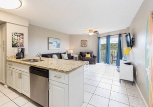 Island Time | Ocean Pointe 1207 | Oceanfront 2BR Condo in Key Largo