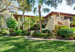 Newly Listed! Peaceful Condo in Sarasota Bay