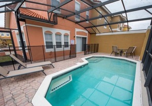 Terra Verde Resort Townhouse - FREE Wi-Fi - TVs Throughout - Modern Furniture