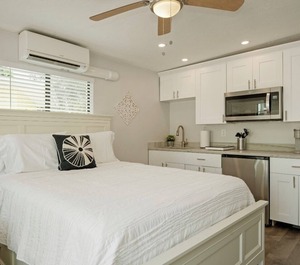 Renovated At Cottages 