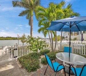 Chateaux Indian Shores 