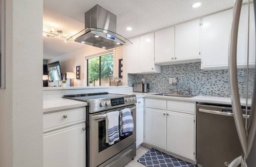 Jacksonville Beach Villa | 1/2 Mile to Beach, 2 bedroom townhome close to Mayo Clinic