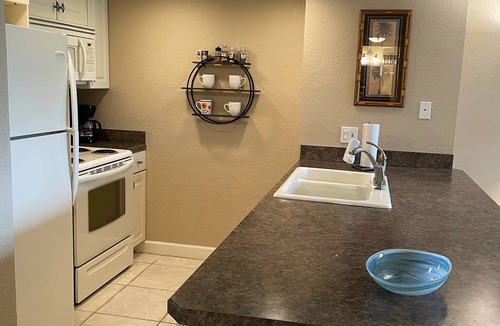 Burnt Store Marina Condo | 1 Bedroom Condo - Steps to Restaurant and Marina - Jan-Apr 2027 availability!