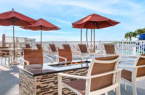 Seabreeze Historic District Condo | 1 Bedroom Presidential Suite, Sleeps 4, at Daytona Hilton Regency!