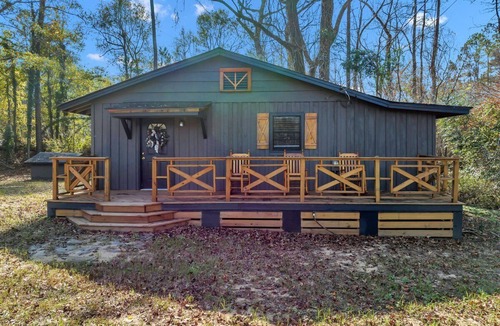 Dublin Cabin | 1-bedroom secluded cabin, minutes from downtown Dublin,