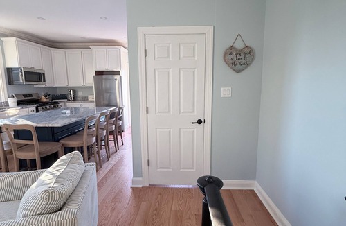 Cape May Apartment | 1 Block from Cape May Beach & 10 min. walking distance to mall-3rd Floor Unit