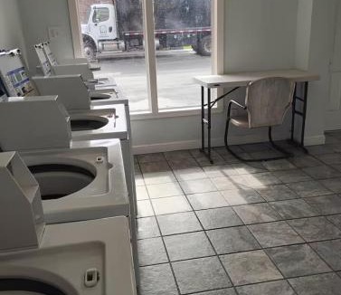 Baton Rouge Apartment | 1 King Bed 1 Bath Apt with Full Kitchen 103