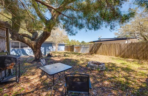 Magnolia Bluffs House | 1 Mi to Fishing Pier: Apalachicola Bay Getaway!