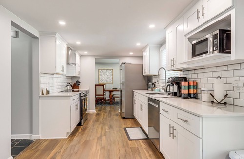 Macon House | 10 Mi to Downtown Macon: Family Home w/Patio!