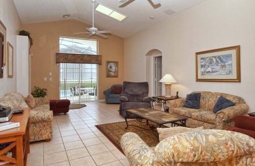 Windsor Palms House | 10 MIN. FROM DISNEY, LARGE PRIVATE POOL, BBQ GRILL, FREE WIFI, COMMUNITY TENNIS