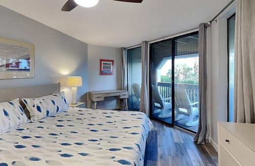 Butler Beach Condo | 100 m² Condo ∙ 2 bedrooms ∙ 6 guests