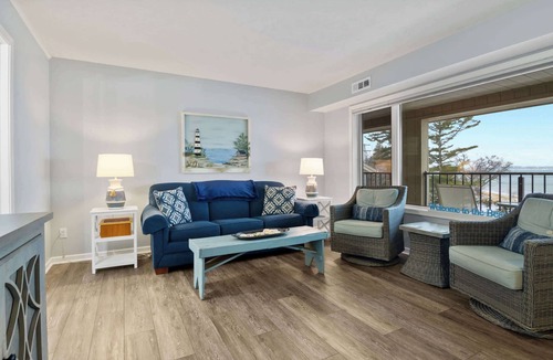 Elk Rapids Condo | #12 ELK RAPIDS BEACH CONDOMINIUM