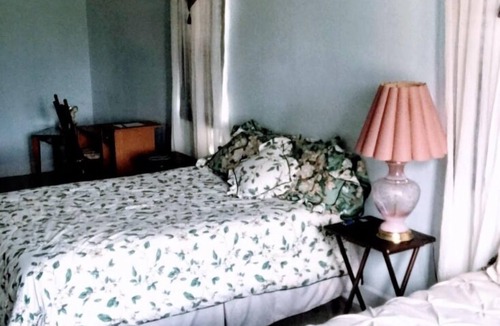 Uvalda House | $120.00 por noche .Full house 2/2 $100.00 cleaning fee $30.00 Pet fee, per stay