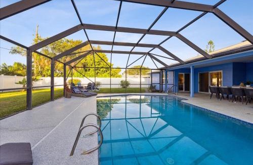 Cocoa Beach House | 120 E Park Ln