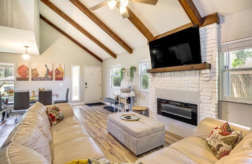 Interchange Square House | 13 Mi to Beach! Family-Friendly Palm Bay Retreat