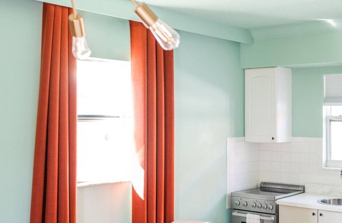 Bay Esplanade Apartment | 130 · ☀Pool✔ Kitchen✔ Beach✔ Self Checkin✔ Free Parking✔