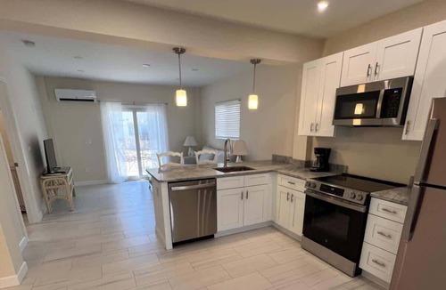 Mid Island Apartment | 191 Anchorage Unit B Cozy Monthly Stay by Beach