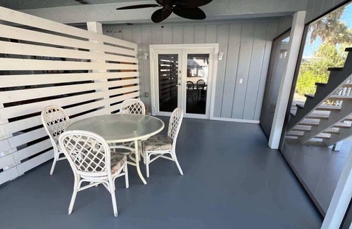 Mid Island Apartment | 191 Anchorage Unit B Cozy Monthly Stay by Beach