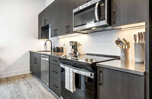 Channel District Apartment | 1BD in Channelside District | Perfect Remote Work