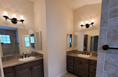 Wildwood House | 2/2 BATH DESIGNER HOME