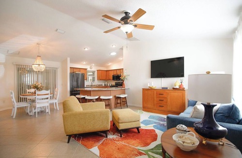 Liberty Park House | 2/2 Dog Friendly w/Golfcart
