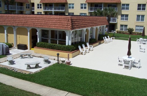 Point East Condo | 2/2 Ocean view 2nd Floor Unit