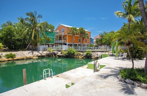 Big Coppitt Key House | 2 BD 2 BA canal front home minutes from Key West with parking & dock space
