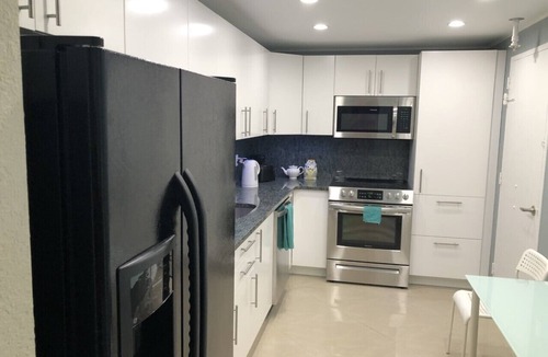 Hollywood South Central Beach Condo | 2 bedroom, 2 bathroom apartment at Sian Residences, ocean view!
