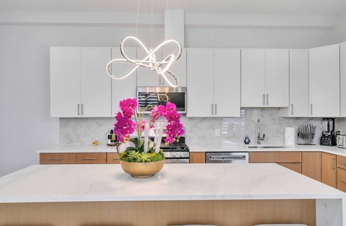 Paterson Apartment | 2-bedroom apartment in amazing Paterson with fitness room and AC
