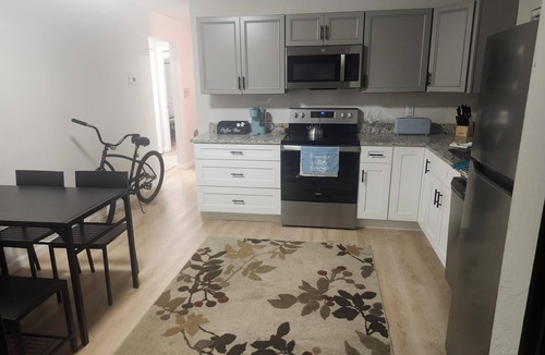 Springs at Kings Bay House | 2-bedroom Bayou themed home in Crystal River, Manatee capital of the world!