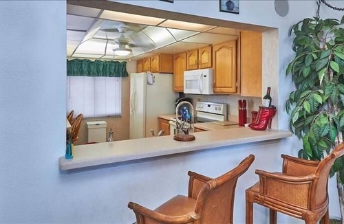 Madeira Beach Condo | 2 bedroom beach front condo in Maderia Beach OS407