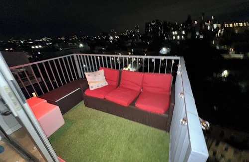 Bedford-Stuyvesant Condo | 2-bedroom Duplex condo in delightful Brooklyn with beautiful city highline views